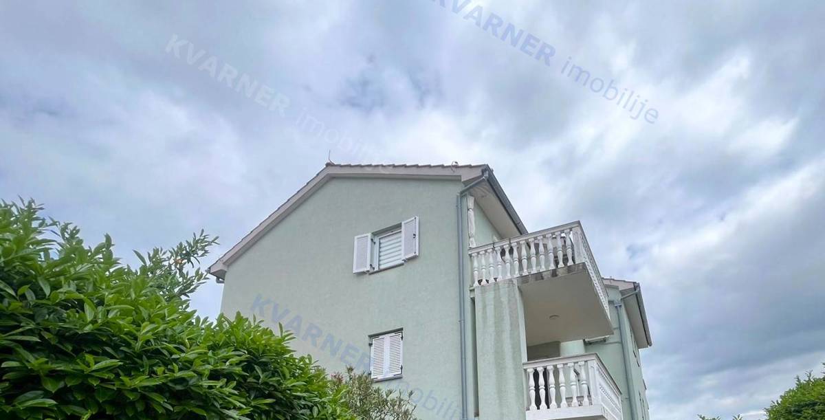 Mesto Krk - Prodaja apartmaja na prestižni lokaciji!