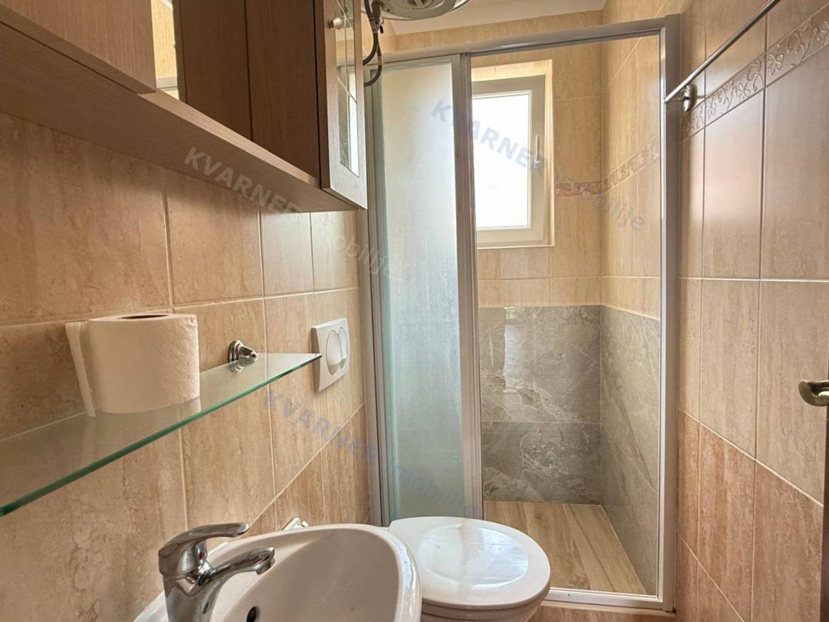 Malinska - hiša z 2 apartmajema in pogledom na morje