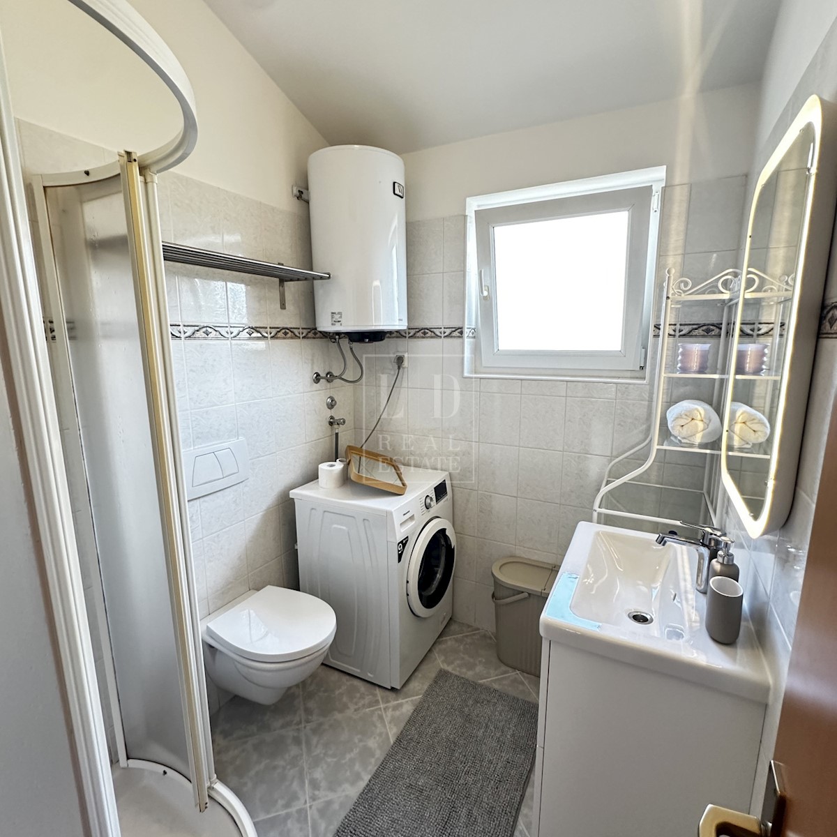 Stanovanje v Novigradu