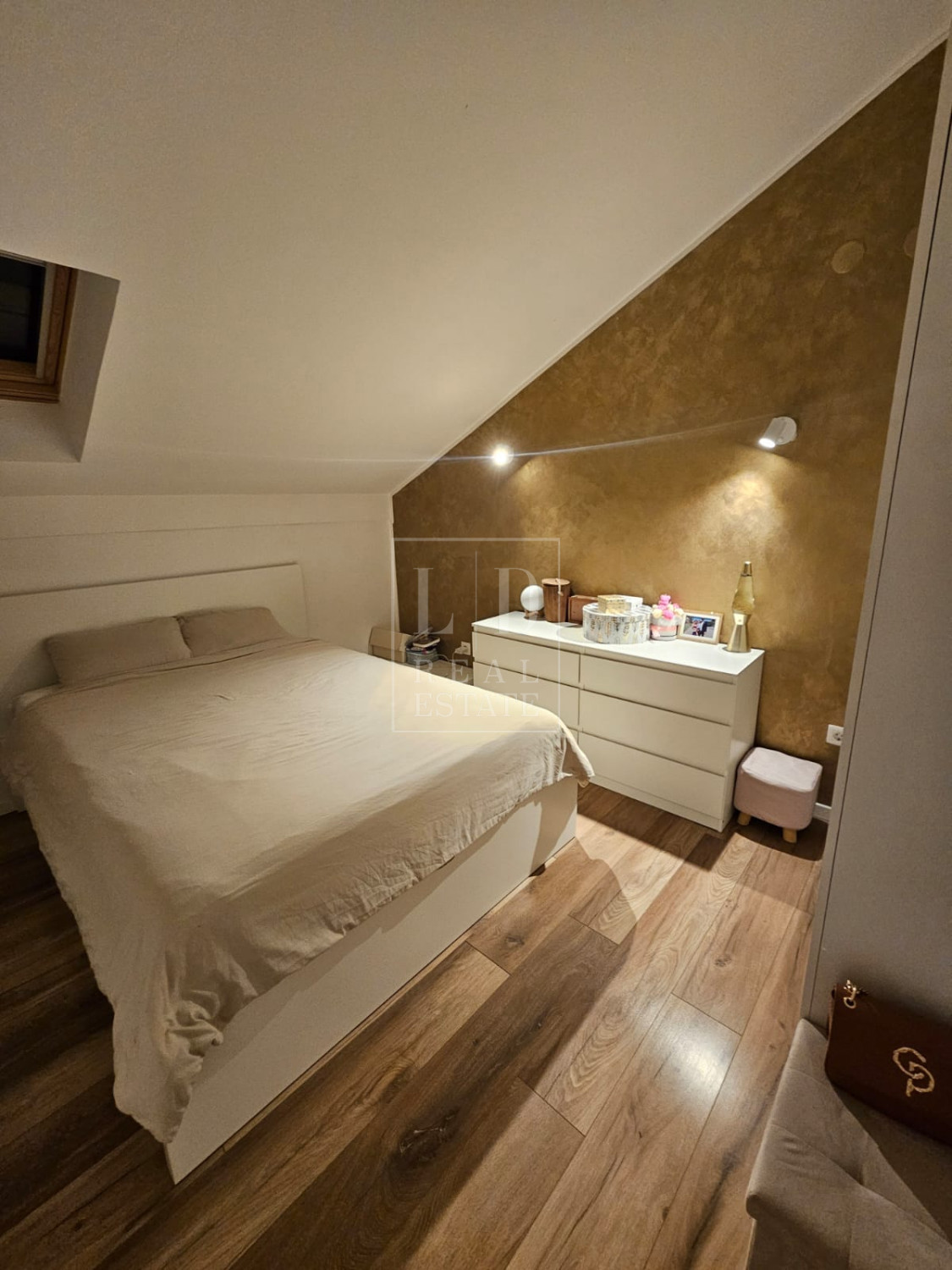 Stanovanje v centru Novigrada