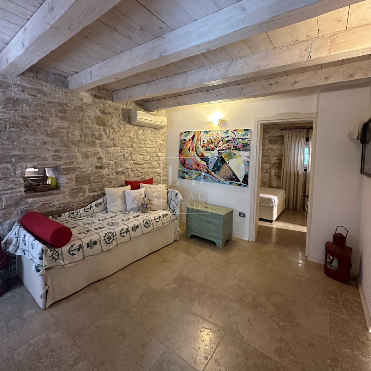 Hiža v centru Novigrada