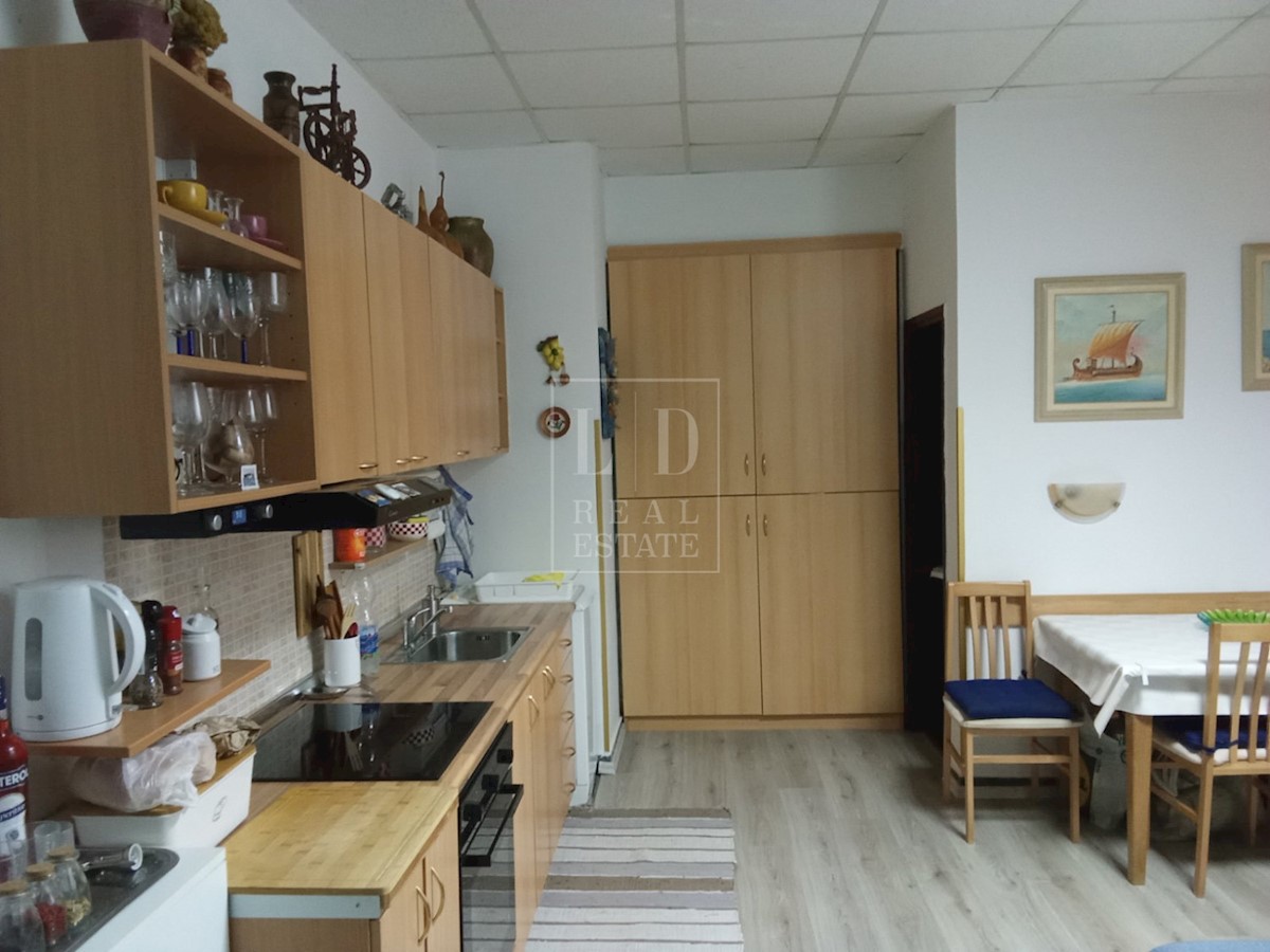 Apartma v centru Novigrada