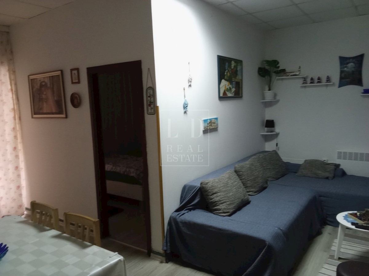 Apartma v centru Novigrada