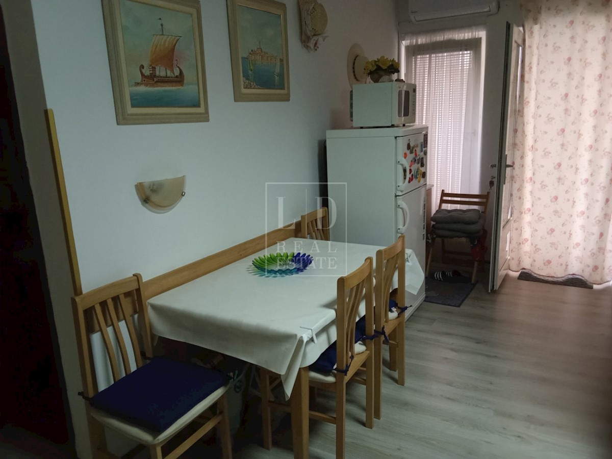 Apartma v centru Novigrada