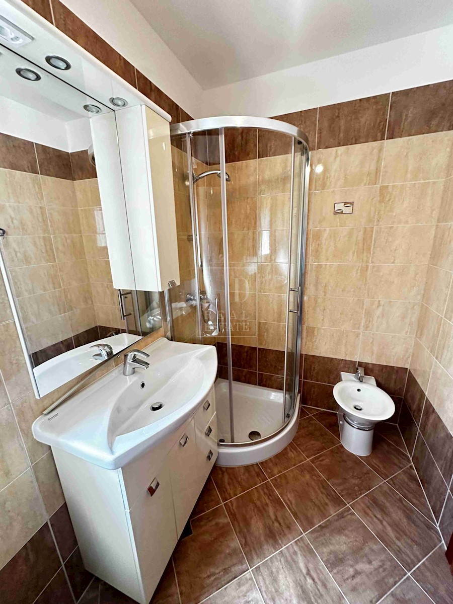 Stanovanje v Karpinjanu