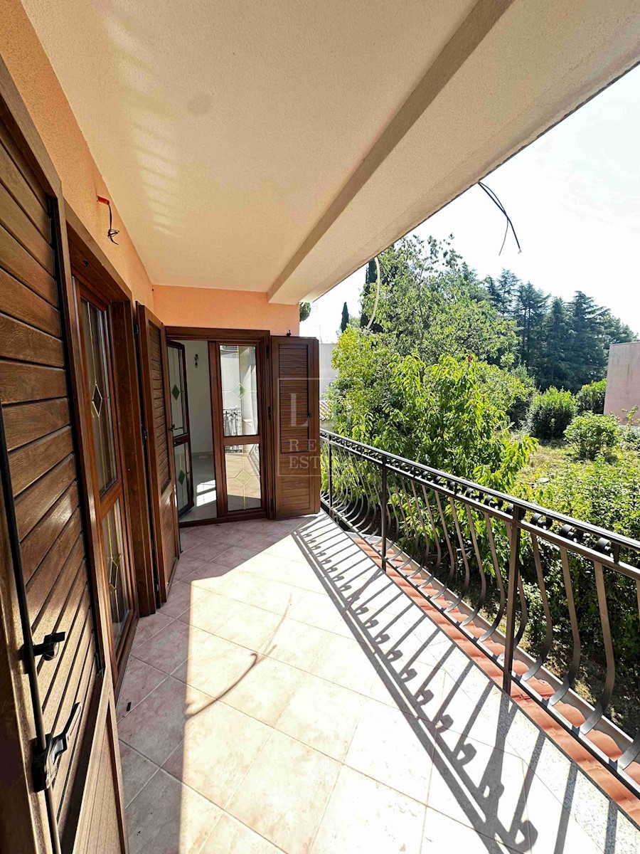 Stanovanje v Karpinjanu