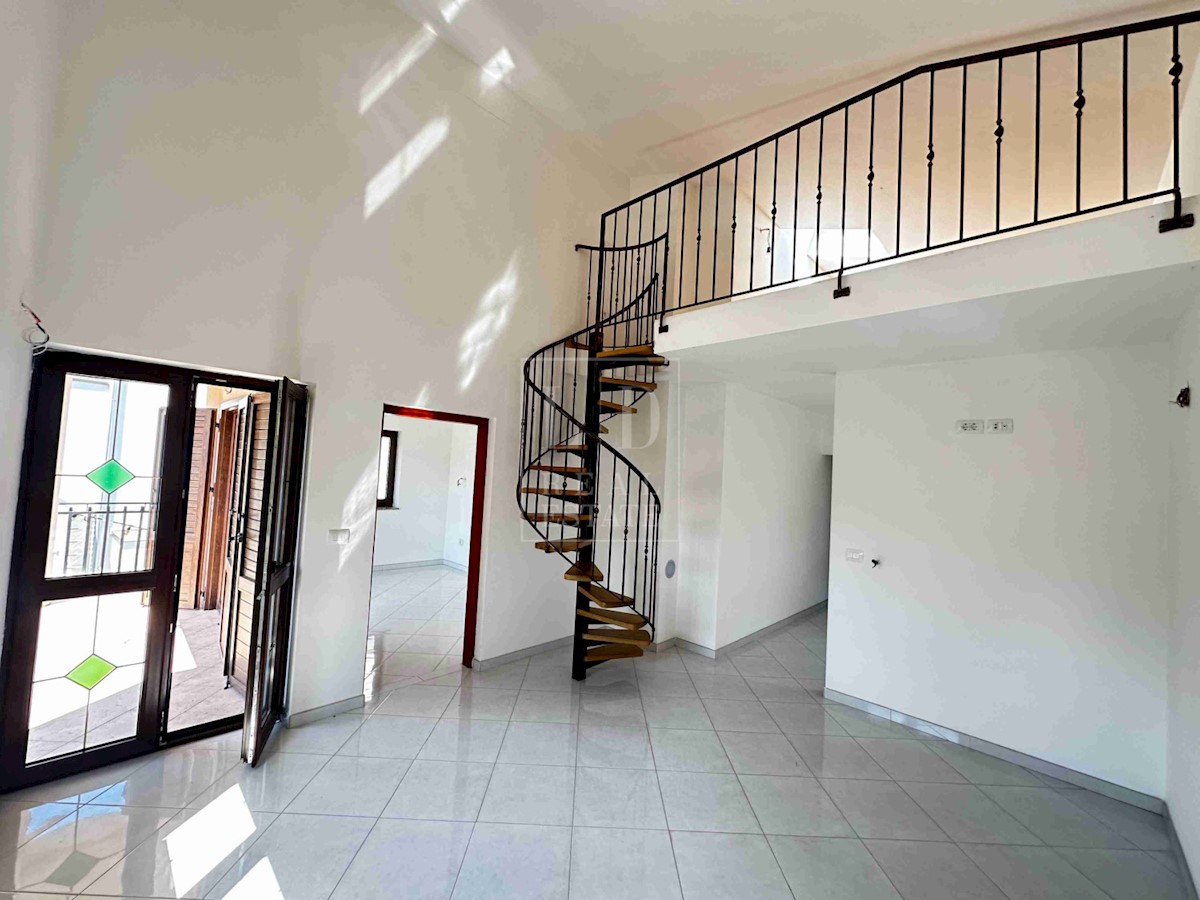 Stanovanje v Karpinjanu