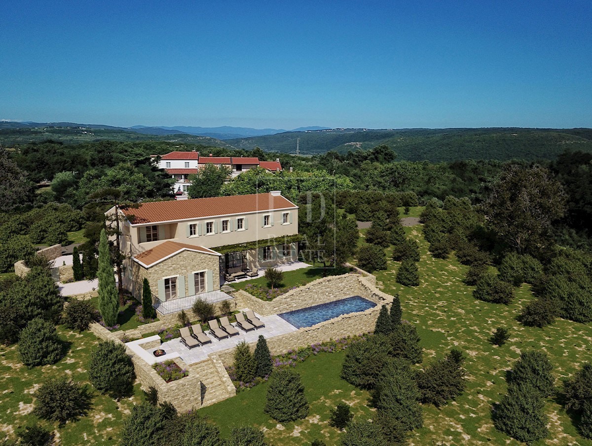 Vila v okolici Novigrada