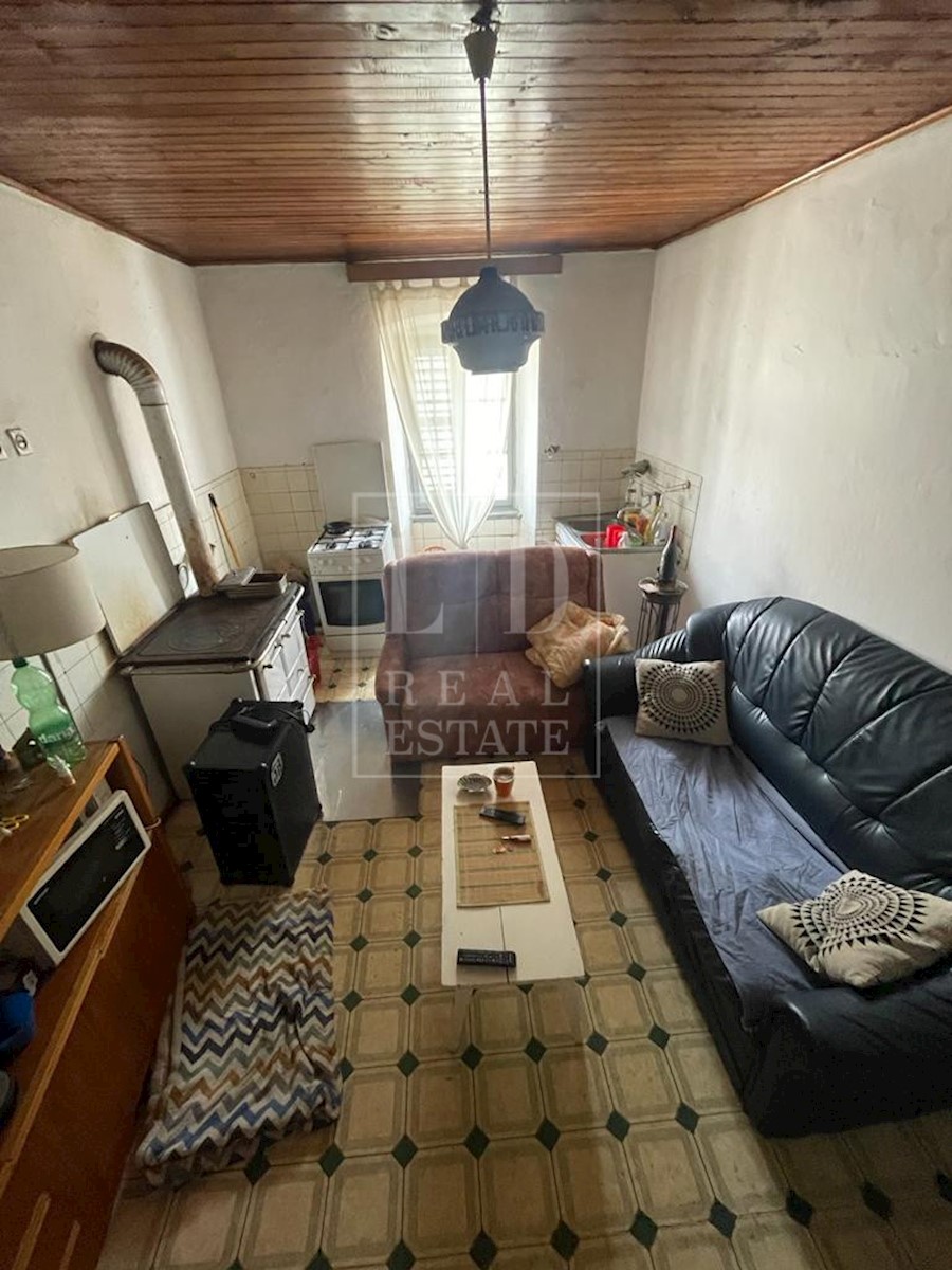 Apartma v centru Brtonigle