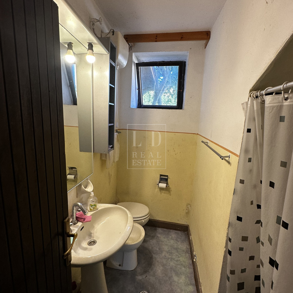 Hiža v centru Novigrada