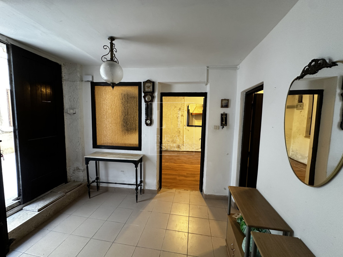 Hiža v centru Novigrada