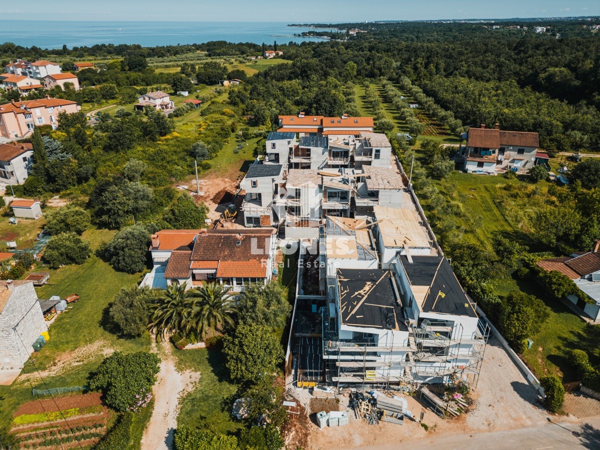 Moderno stanovanje v drugem nadstropju s pogledom na morje v Lovrečici