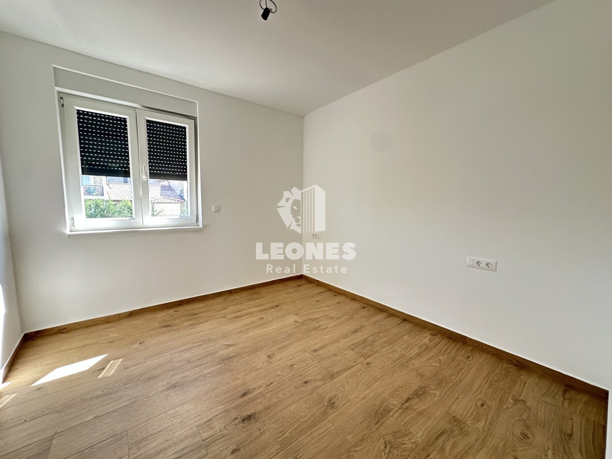 Apartma v prvem nadstropju z odprtim pogledom na morje v okolici Poreča