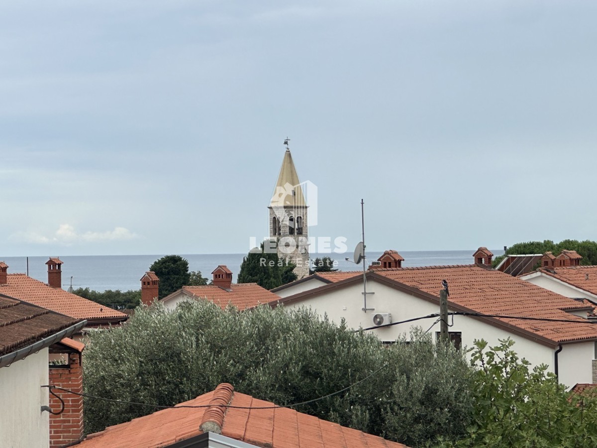 Kakovosten stan s pogledom na morje le 300 metrov od morja v Lovrečici