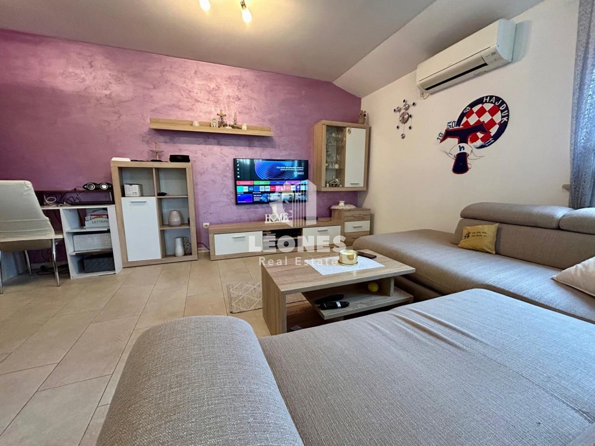 Stanovanje v Novigradu na mirni lokaciji z dvema spalnicama