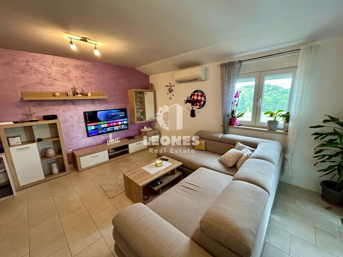 Stanovanje v Novigradu na mirni lokaciji z dvema spalnicama