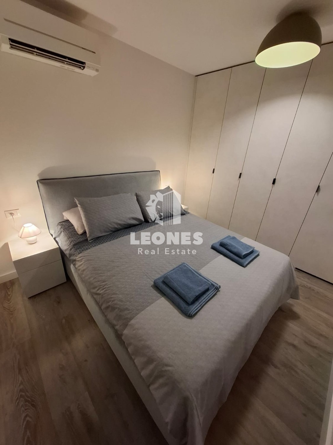 Apartma ob morju z vrtom na atraktivni lokaciji v Novigradu