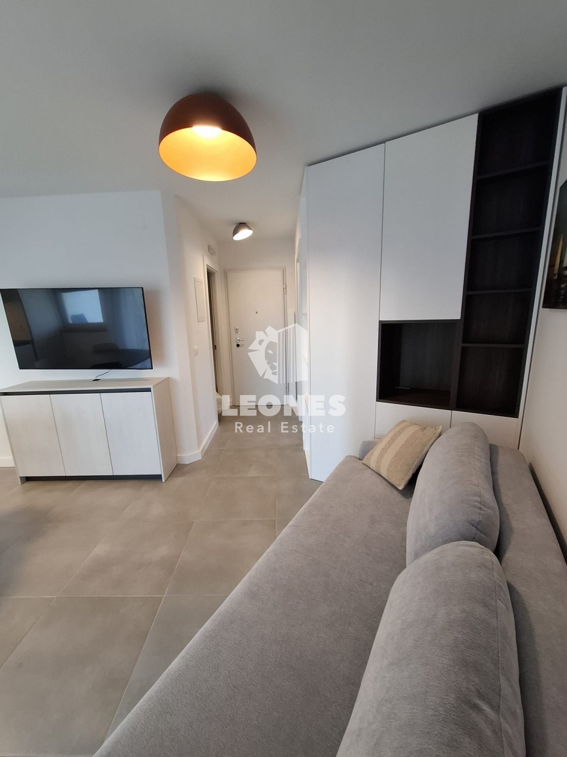 Apartma ob morju z vrtom na atraktivni lokaciji v Novigradu