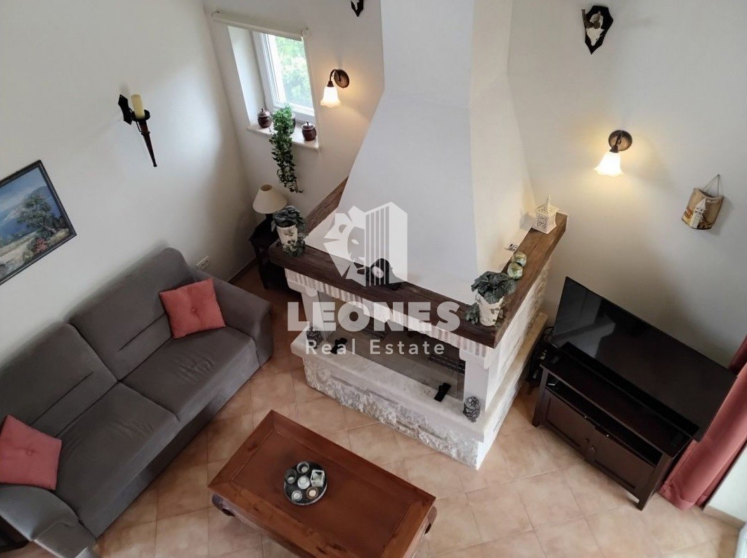 Dvojček hiše z bazenom v bližini Poreča - Kaštelir