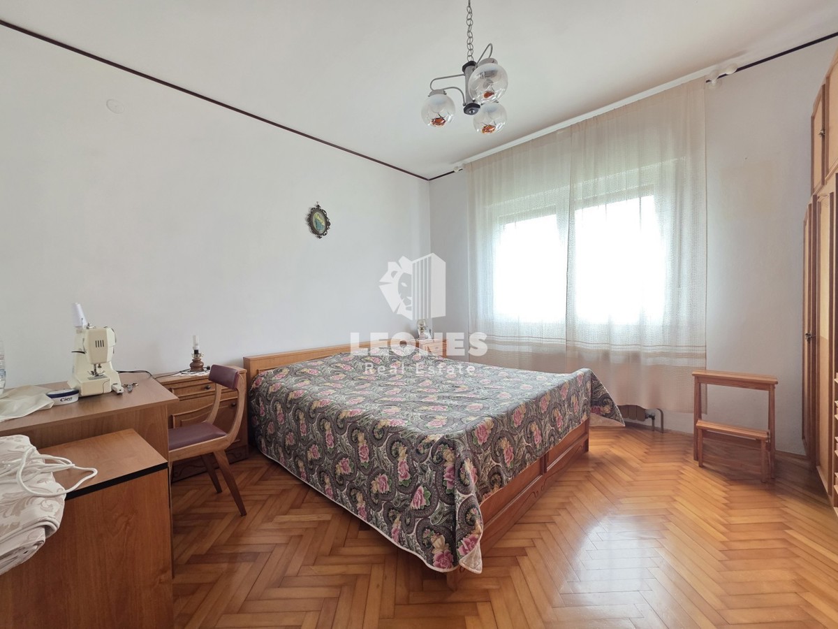 Hiša z velikim vrtom v bližini Umaga