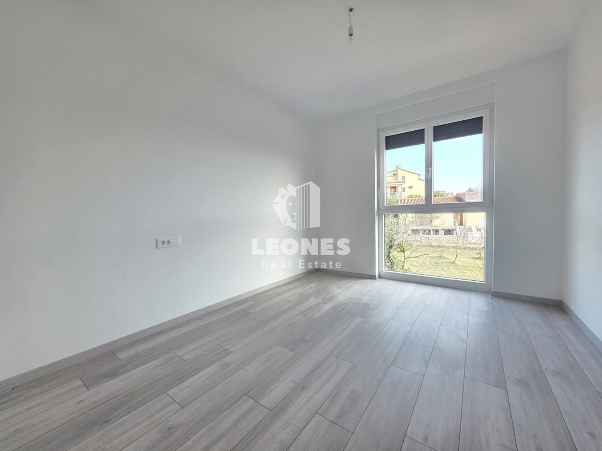 Stanovanje v kakovostni novogradnji v Vabrigi, Tar