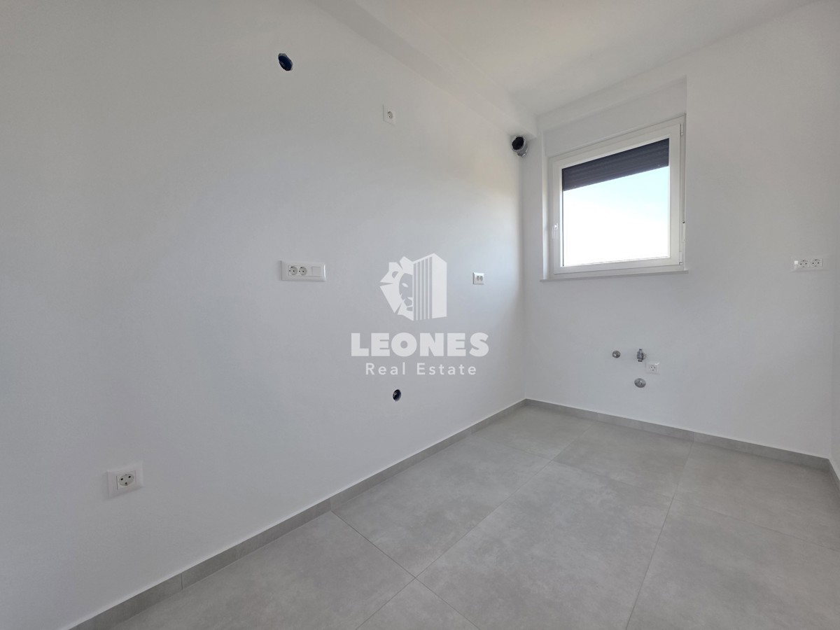 Stanovanje v kakovostni novogradnji v Vabrigi, Tar