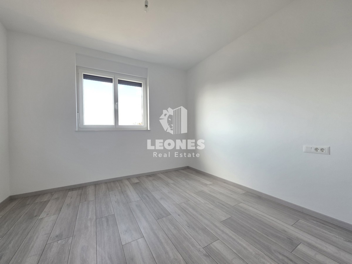 Stanovanje v kakovostni novogradnji v Vabrigi, Tar