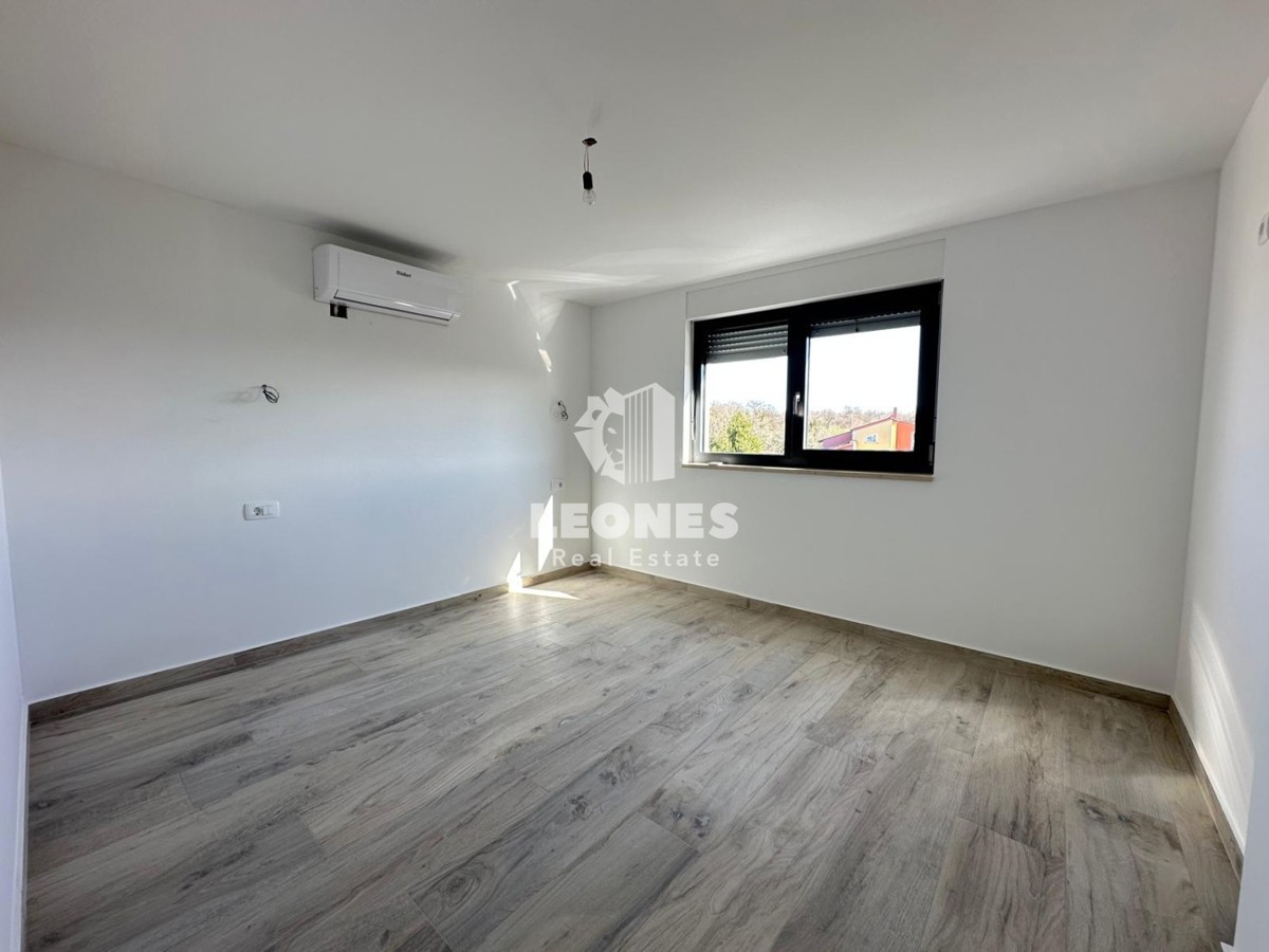 Kvaliteten apartma s pogledom na morje v Lovrečici na odlični lokaciji