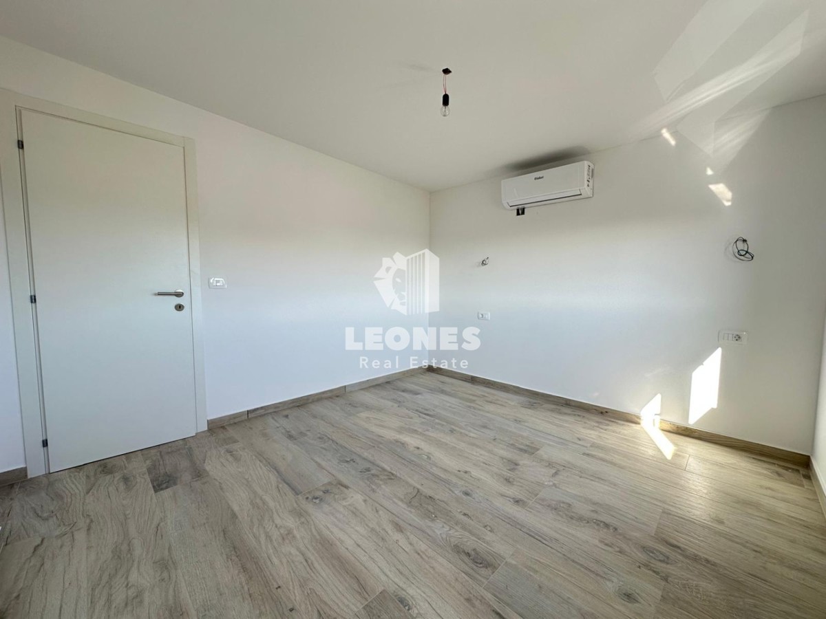 Kvaliteten apartma s pogledom na morje v Lovrečici na odlični lokaciji