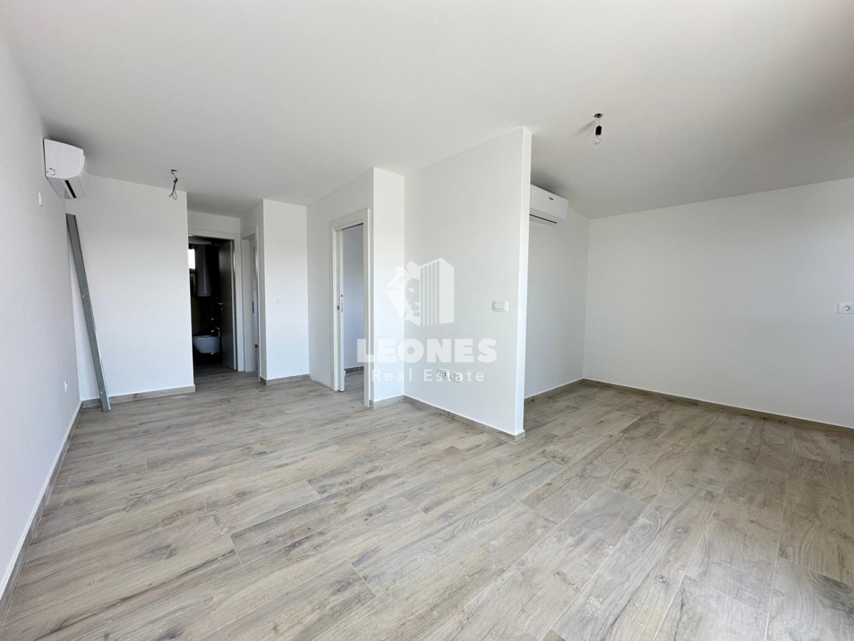 Kvaliteten apartma s pogledom na morje v Lovrečici na odlični lokaciji