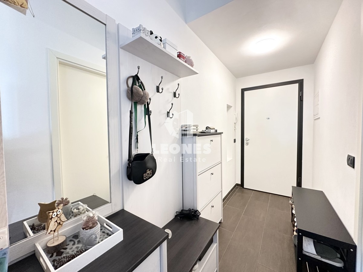 Apartma z odprtim pogledom na morje na fantastični lokaciji v Novigradu