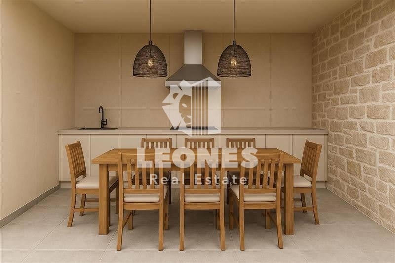 Samostojna hiša z bazenom v bližini Novigrada