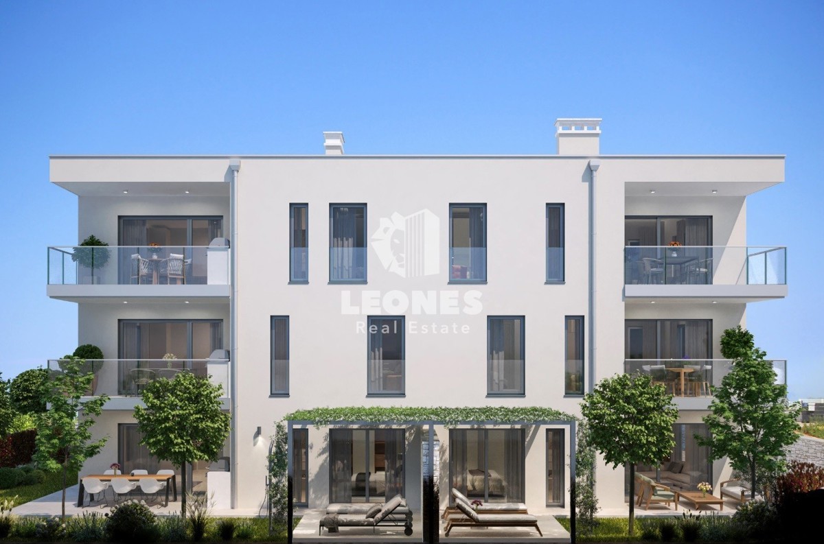 Stanovanje v novogradnji 600 m od morja in plaže v bližini Umaga