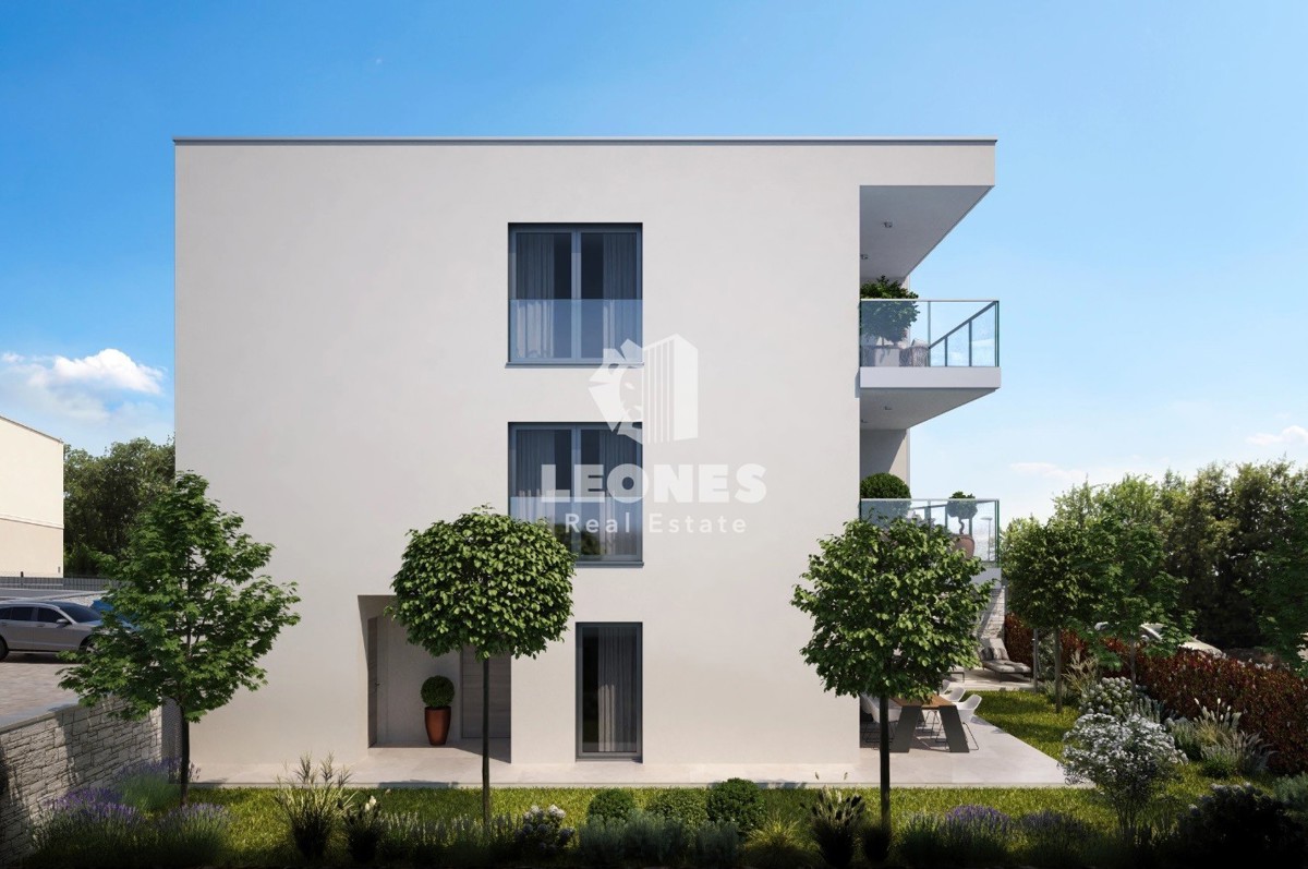 Stanovanje v novogradnji 600 m od morja in plaže v bližini Umaga