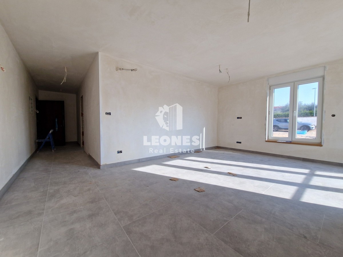 Apartma z vrtom 300 m od morja in plaže v bližini Umaga, Bašanija
