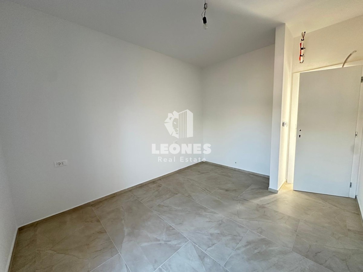 Apartma s pogledom na morje in strešno teraso v Taru