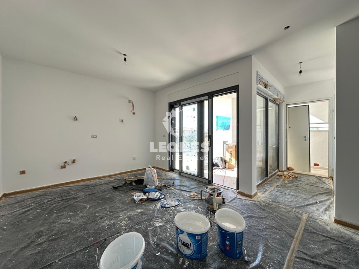 Kakovosten apartma s pogledom na morje le 200 metrov od plaže v Lovrečici