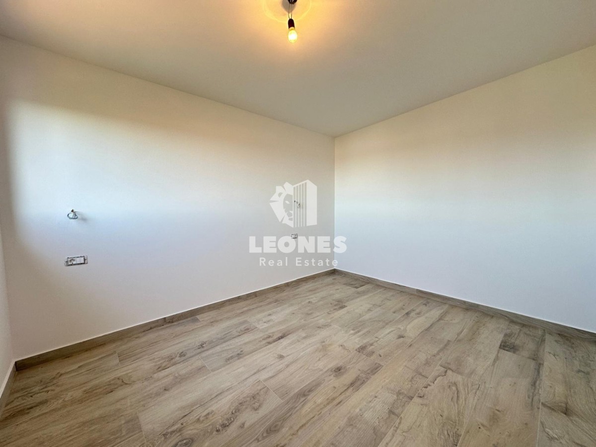 Duplex stanovanje s pogledom na morje v Lovrečici, le 300 metrov od morja