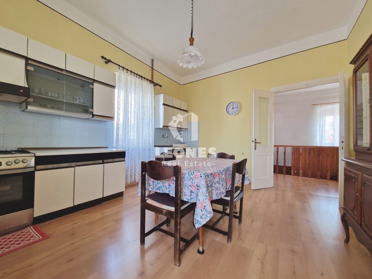 Udobno stanovanje v centru Brtonigle