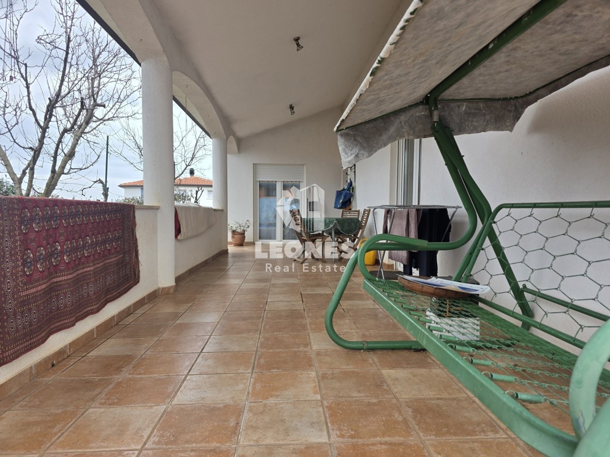 Hiša z bazenom v bližini Umaga