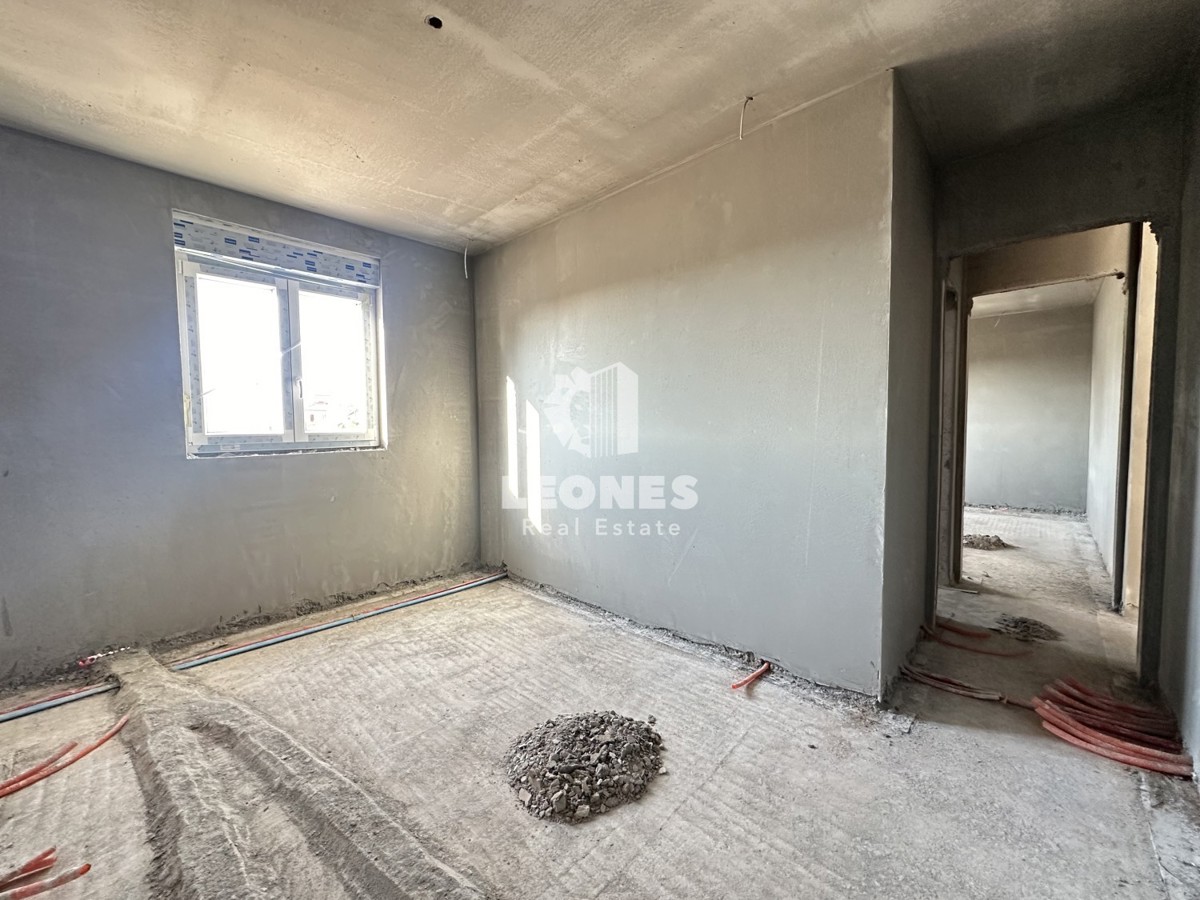 Apartma z bazenom na odlični lokaciji v Novigradu
