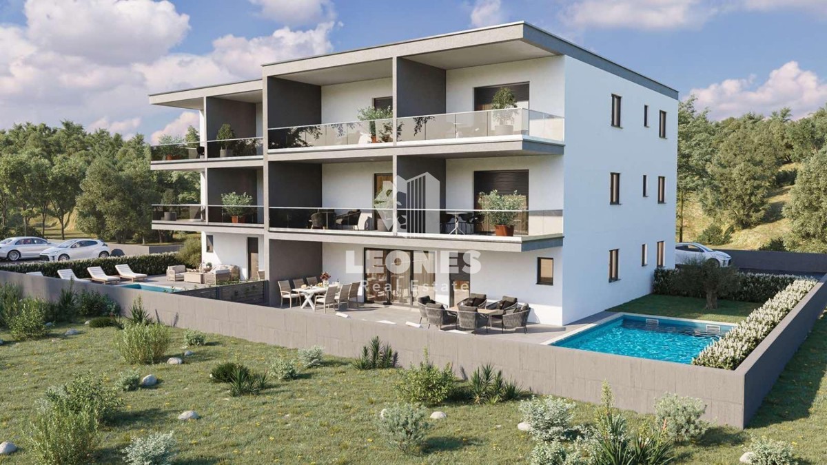 Apartma z bazenom na odlični lokaciji v Novigradu