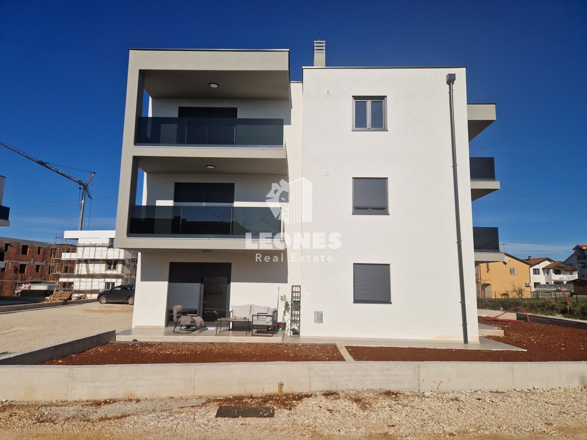 Apartma v pritličju z vrtom v okolici Umaga