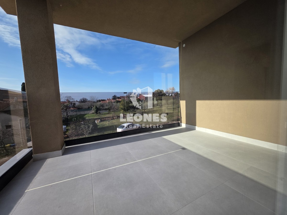 Stanovanje v prvem nadstropju kakovostne novogradnje v Vabrigi - Tar