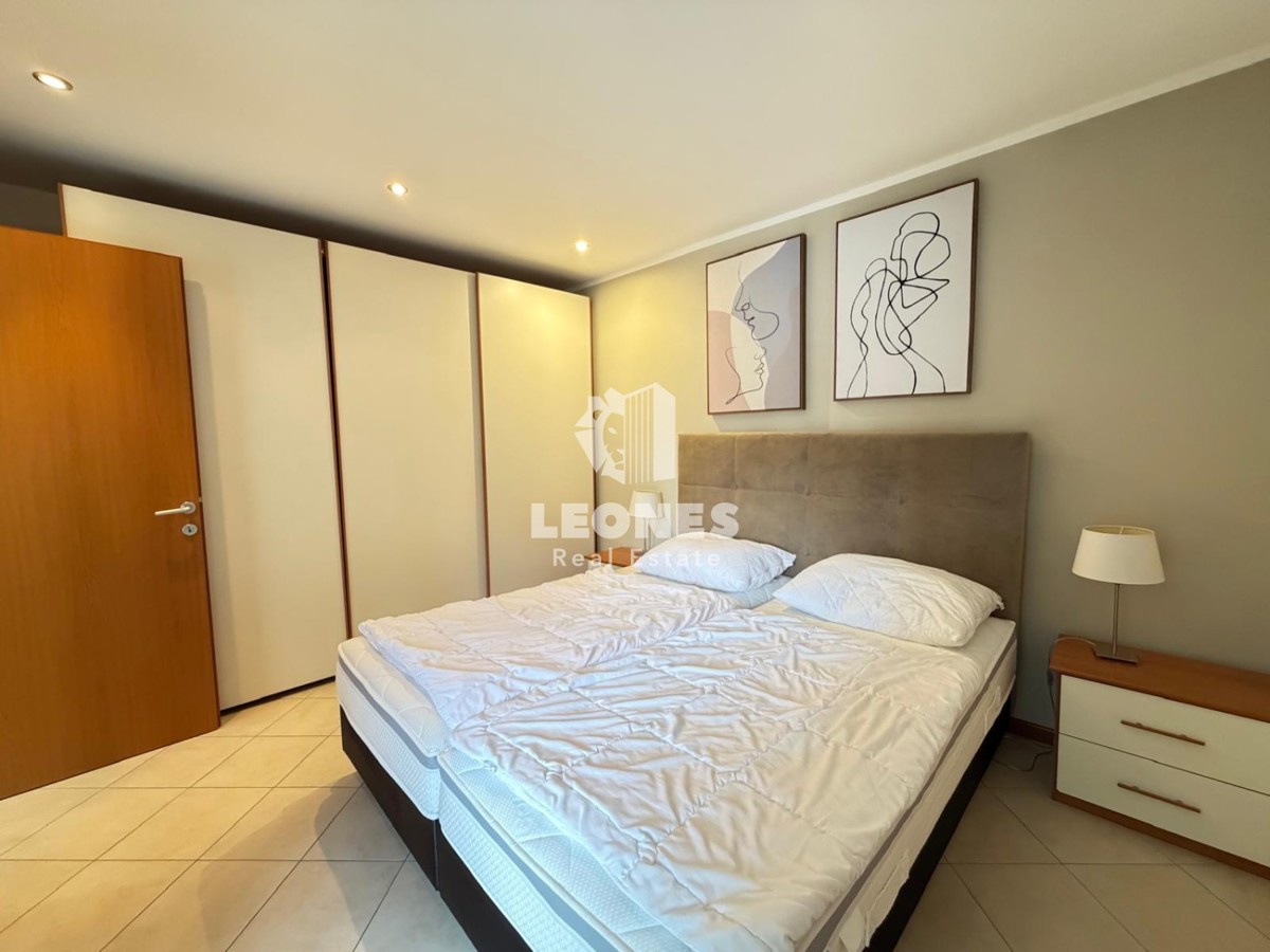 Prenovljeno stanovanje z dvigalom v centru Novigrada