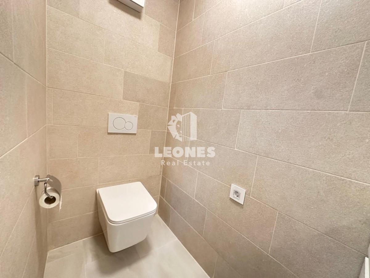 Čudovit penthouse s pogledom na morje 500 metrov od morja