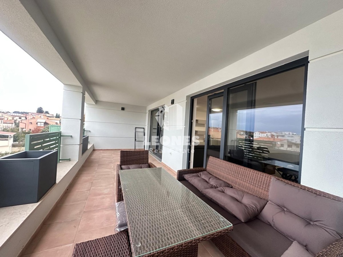Čudovit penthouse s pogledom na morje 500 metrov od morja