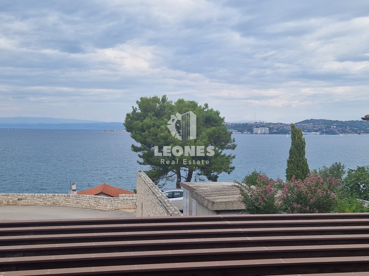 Apartma s pogledom na morje v bližini Umaga, Crveni Vrh