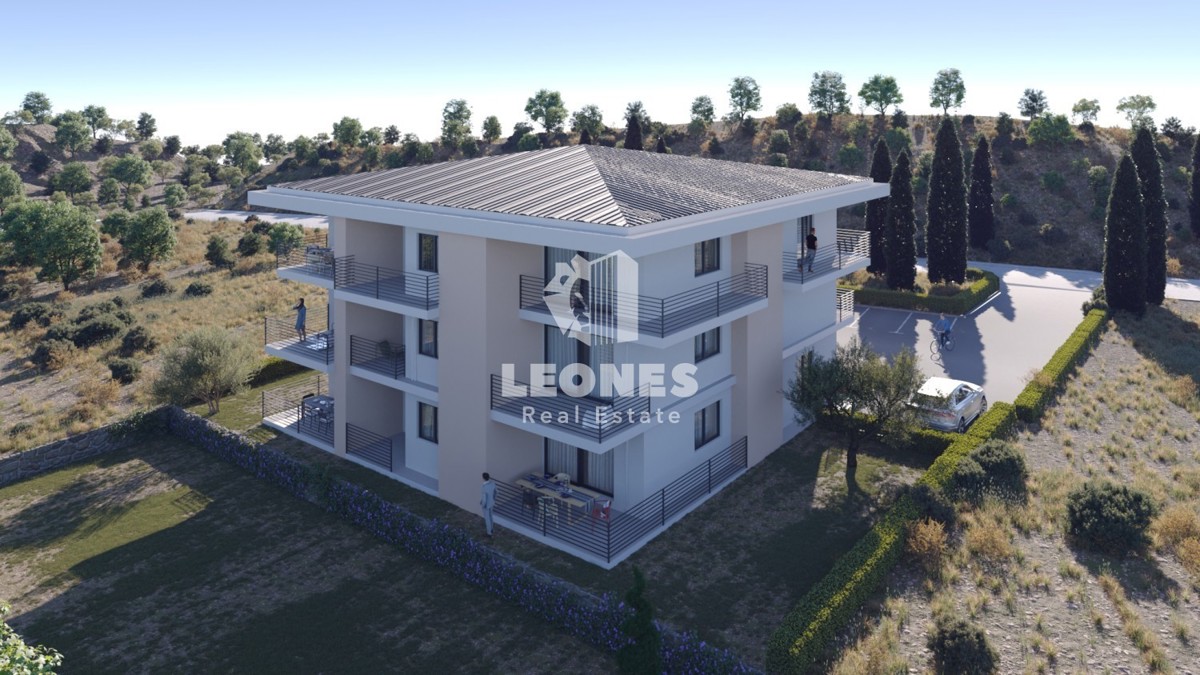 Stanovanje z dvigalom v bližini Buja, Kaštel