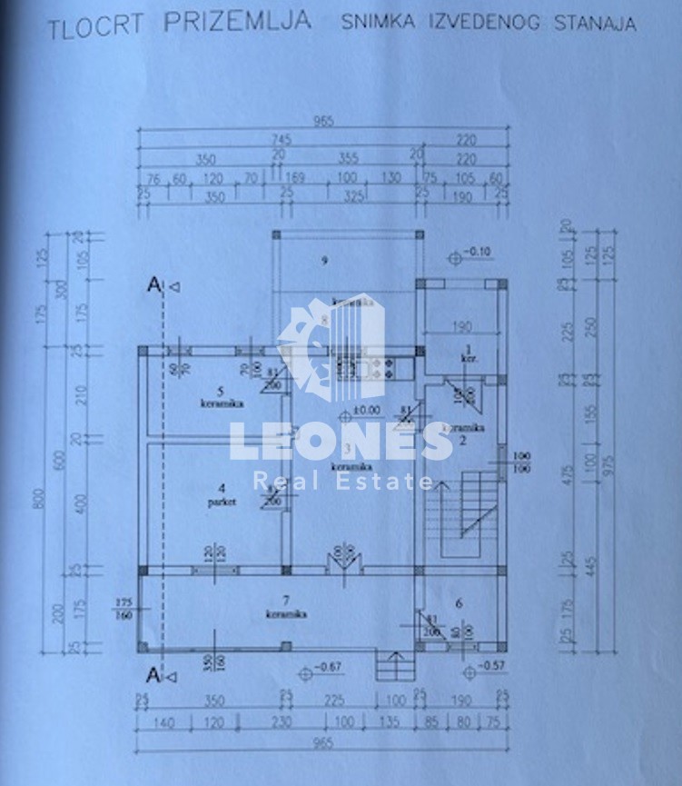 Hiša s tremi stanovanjskimi enotami s pogledom na morje na Crvenem Vrhu, Savudrija